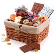 Super canasta de chocolates y dulces